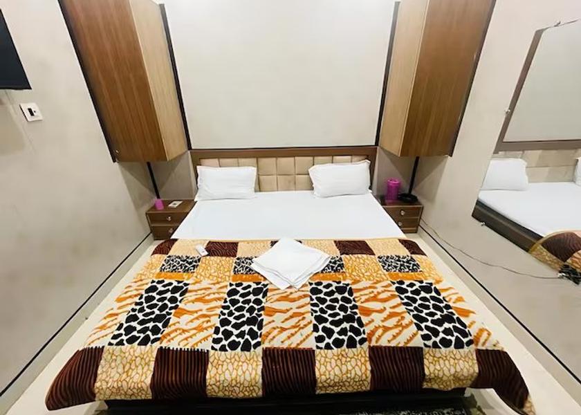 Uttar Pradesh Ayodhya Classic Room AC