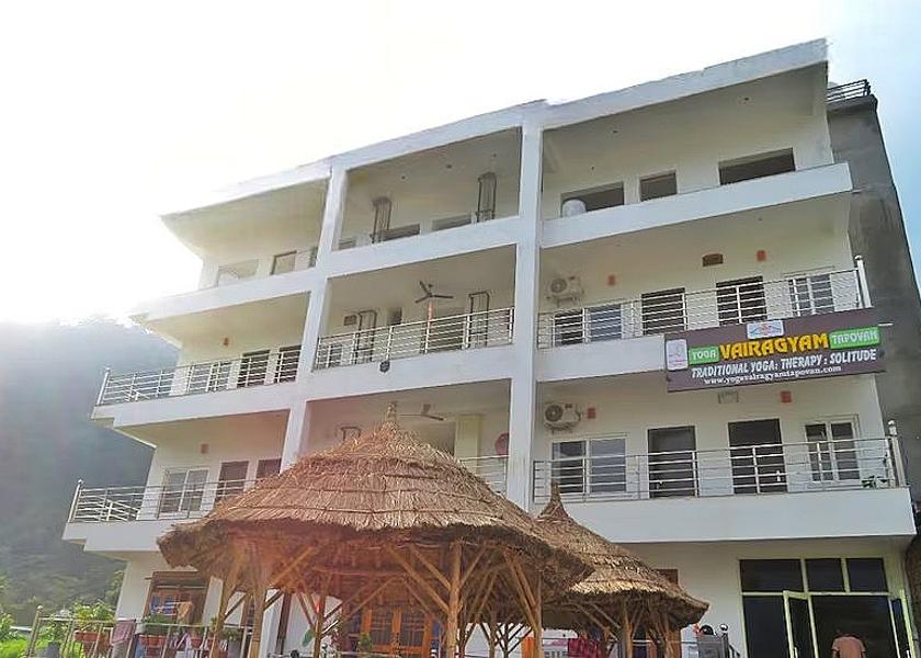 Uttarakhand Rishikesh Hotel Exterior