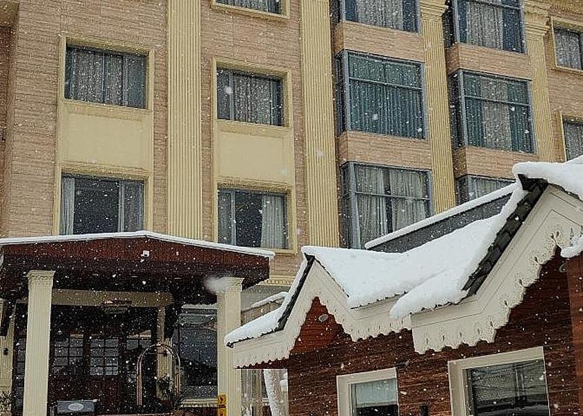 Jammu and Kashmir Srinagar Exterior view