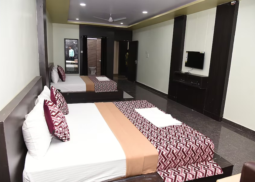 Madhya Pradesh Rewa Deluxe AC Room