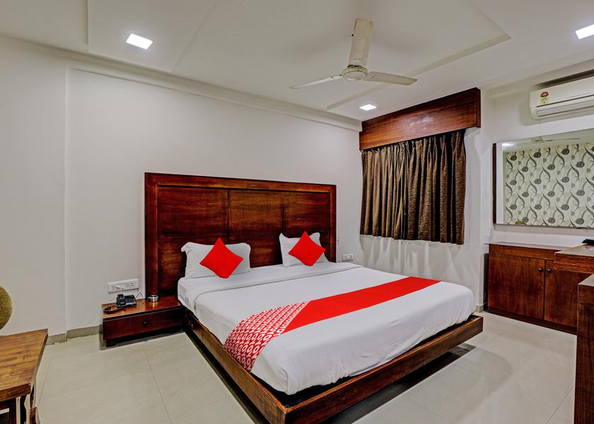 Gujarat Vadodara Room