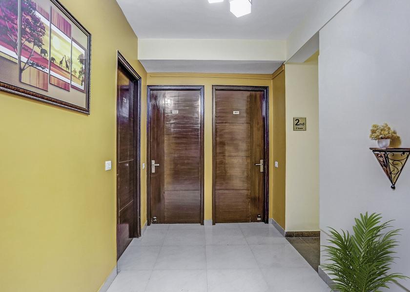 Uttar Pradesh Noida Lobby