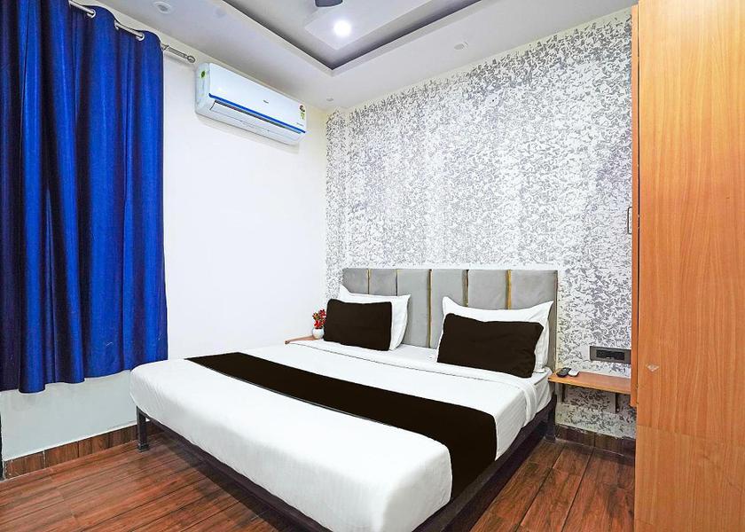 Delhi Delhi Guestroom