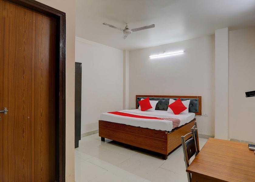 Uttar Pradesh Lucknow Room