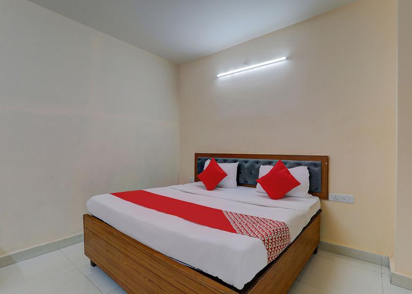 Uttar Pradesh Lucknow Room