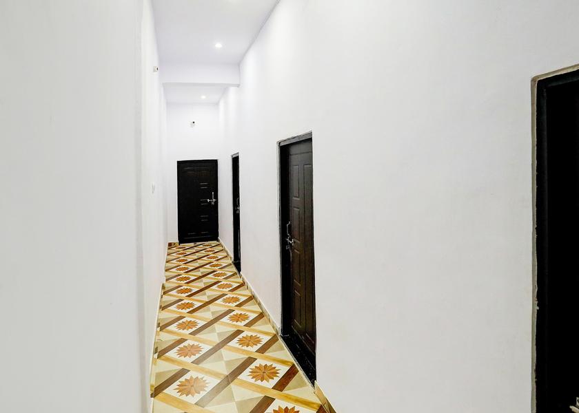 Uttar Pradesh Prayagraj Lobby