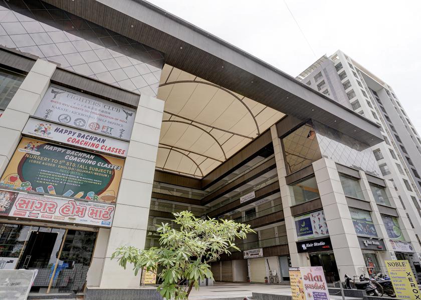 Gujarat Surat Entrance