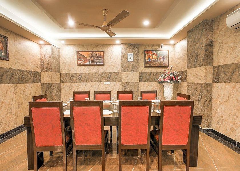Uttar Pradesh Noida Food & Dining