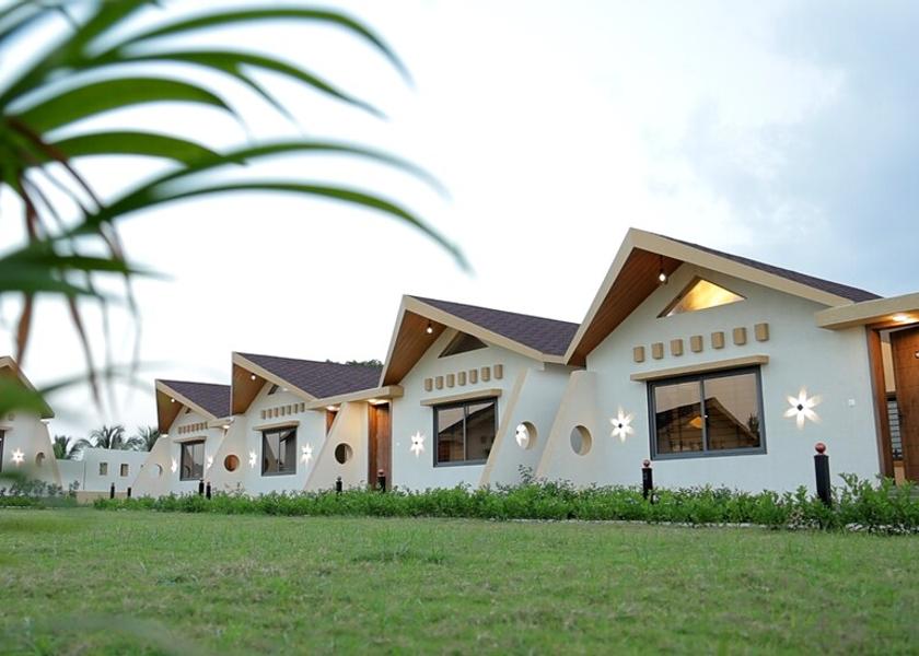 Gujarat Dhari Hotel Exterior