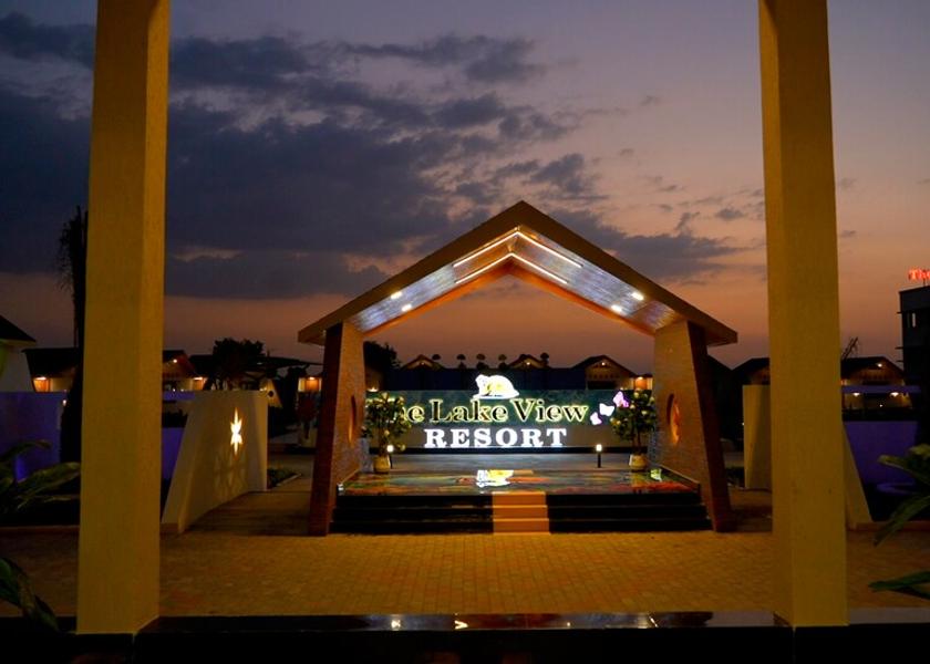 Gujarat Dhari Hotel Exterior
