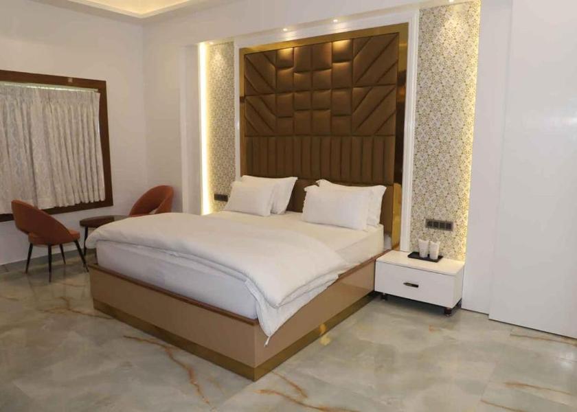 Uttar Pradesh Aligarh Executive Suite