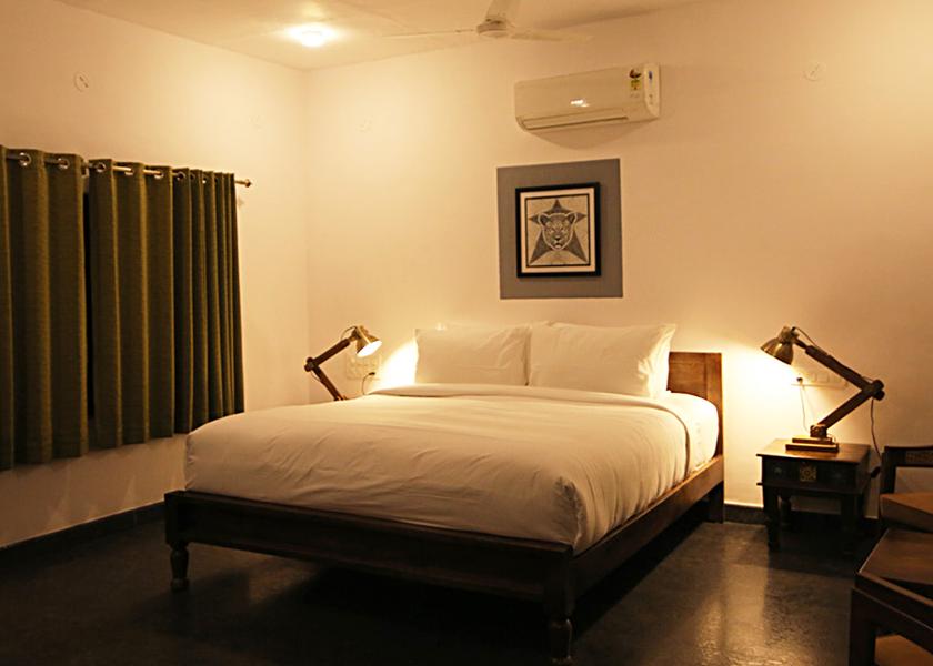 Karnataka Hampi Lake Front Double Rooms
