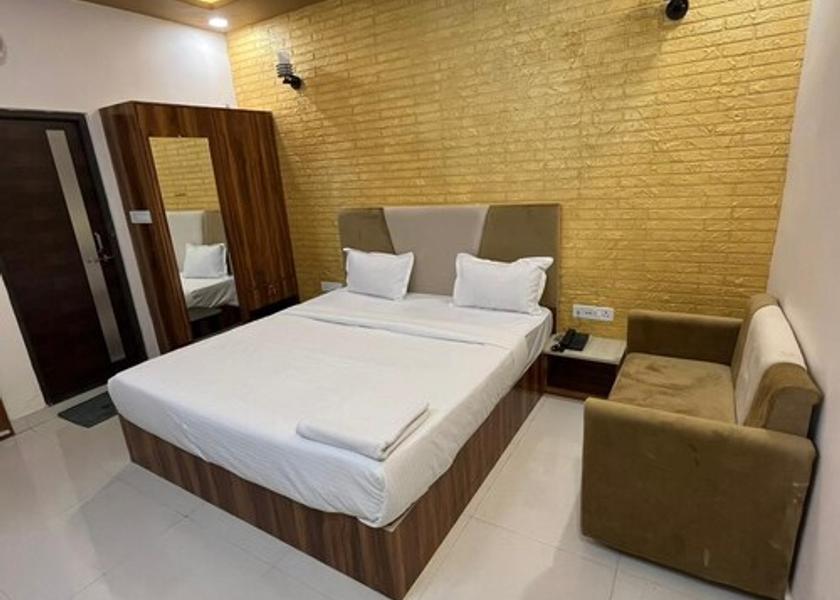 Rajasthan Jhalawar Super Deluxe Room