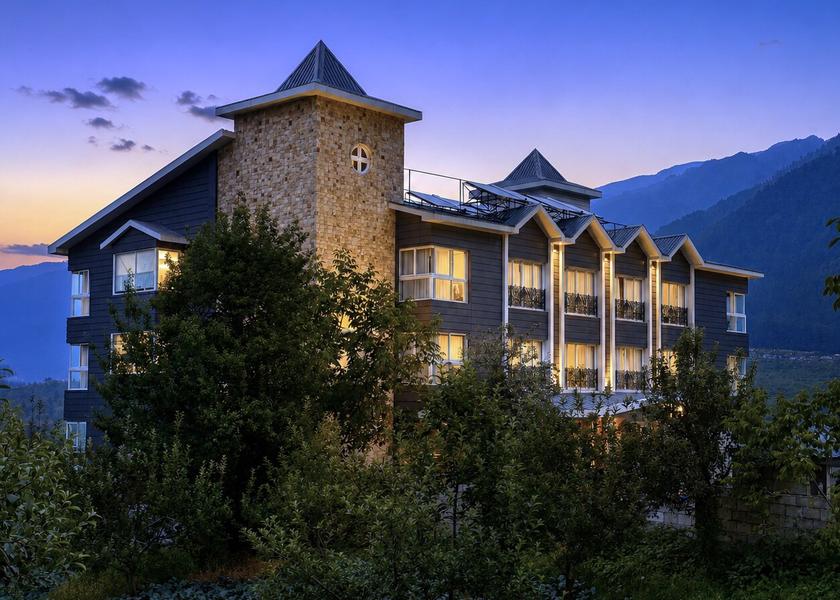 Himachal Pradesh Manali Hotel Exterior