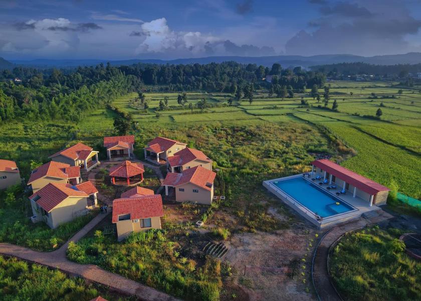 Madhya Pradesh Kanha exterior view