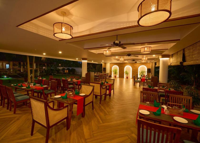 Kerala Kumarakom Food & Dining