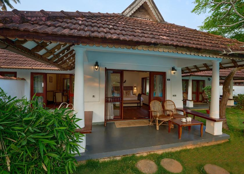 Kerala Kumarakom Hotel Exterior
