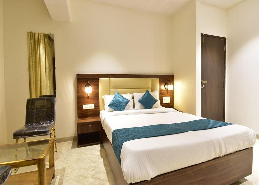 Maharashtra Navi Mumbai Executive Deluxe Room