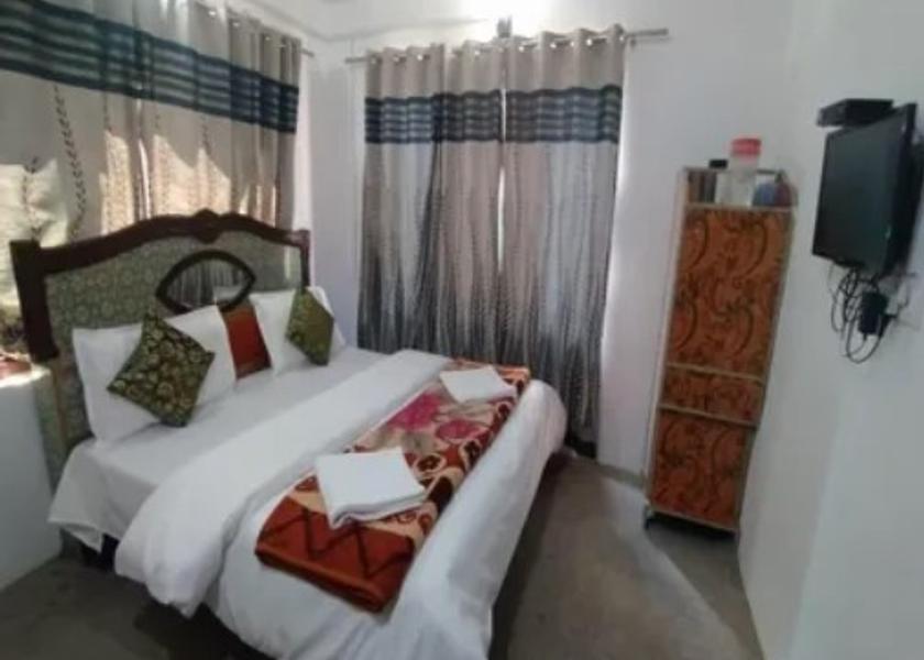 Jammu and Kashmir Pahalgam Standard Room