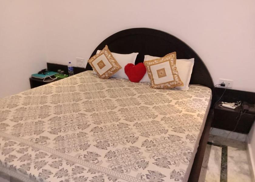 Madhya Pradesh Khajuraho Double Bed (Attached Bathroom)