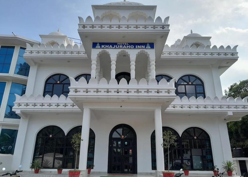 Madhya Pradesh Khajuraho Hotel Exterior