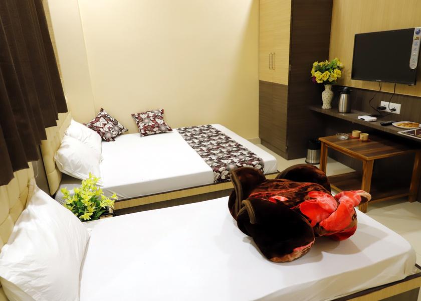 Rajasthan Ajmer ROYAL PREMIUM TRIPLE BED ROOM