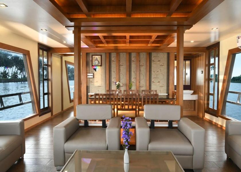 Kerala Alleppey lobby