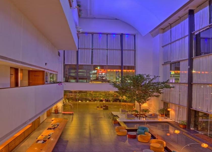 Maharashtra Pune Public Areas