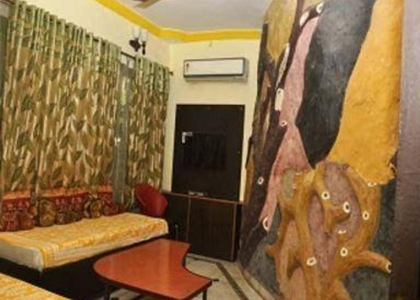 Rajasthan Mount Abu Public Areas