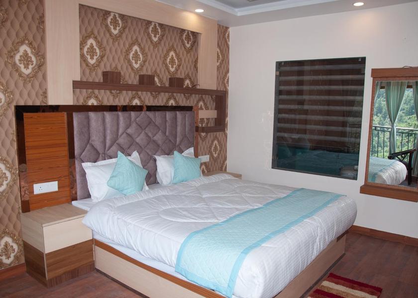 Himachal Pradesh Chail Standard Room