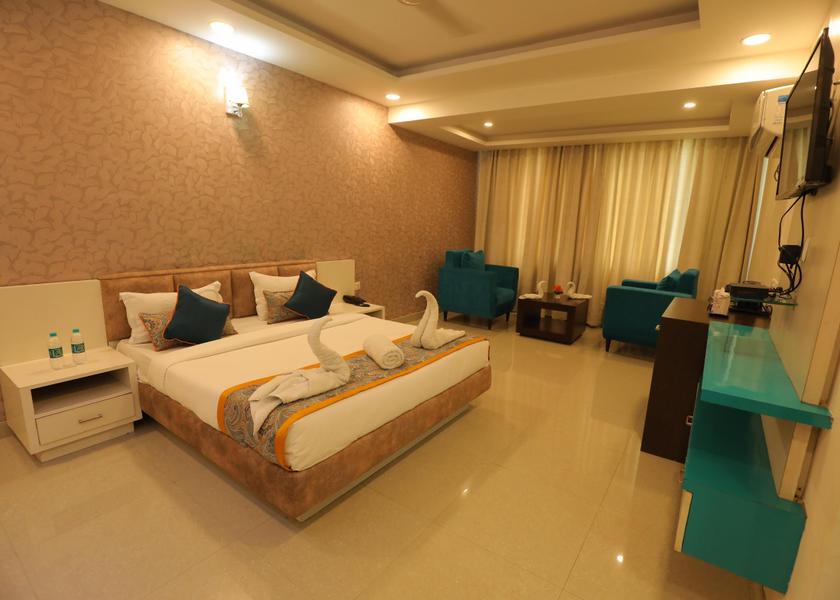 Uttar Pradesh Vrindavan Deluxe Room