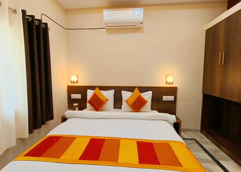 Rajasthan Mount Abu Deluxe Non- Air Conditioning Room