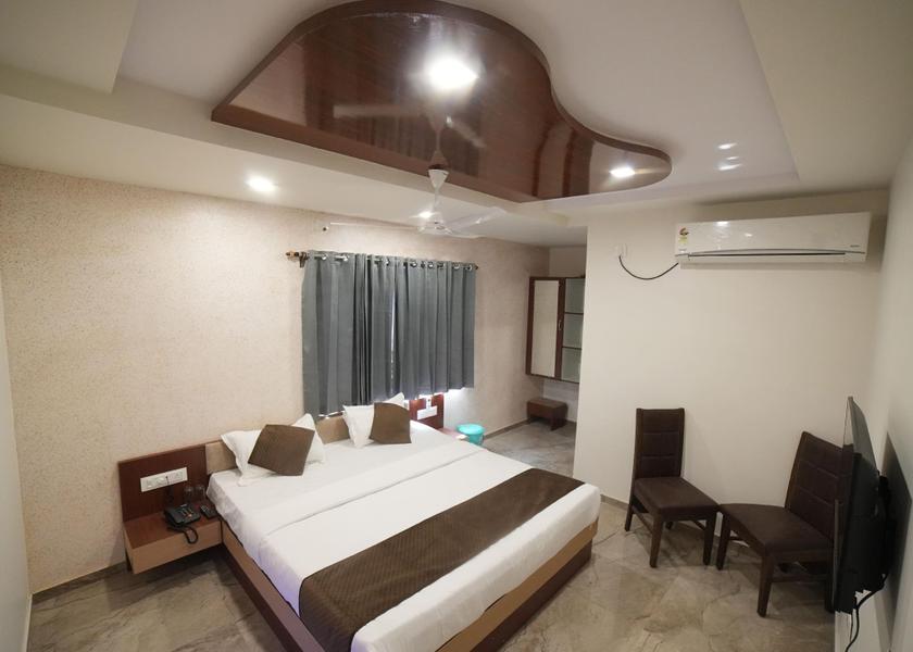 Gujarat Porbandar Double Room with Private Bath