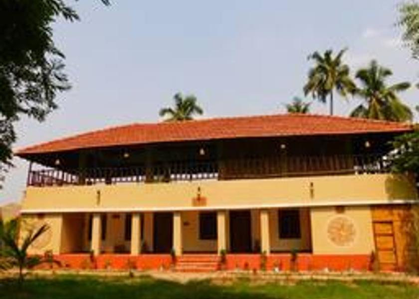 West Bengal Kolkata Luxury Deluxe Room Cottage