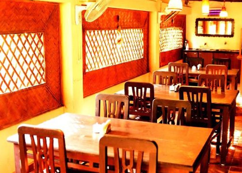 West Bengal Kolkata Food & Dining