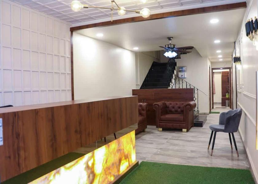 Madhya Pradesh Pachmarhi Public Areas