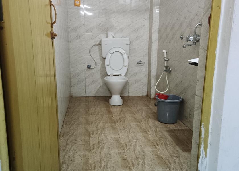 Arunachal Pradesh Itanagar Premiere King size bed with living room