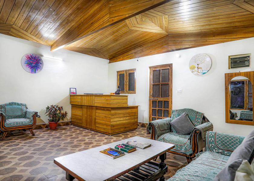 Uttarakhand Kausani Public Areas