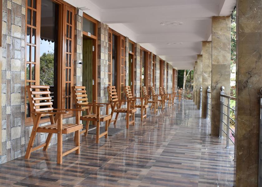 Uttarakhand Kausani Public Areas