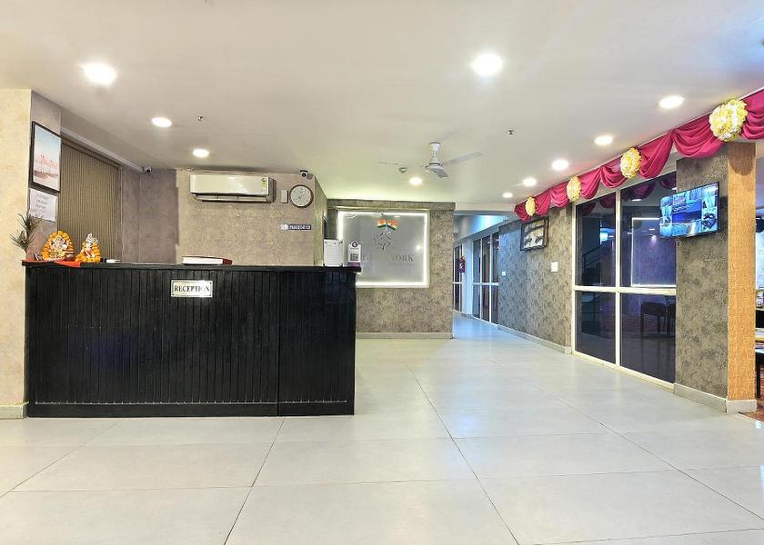 Uttar Pradesh Noida lobby