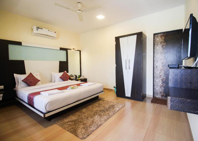 Maharashtra Mahabaleshwar Pool View Room