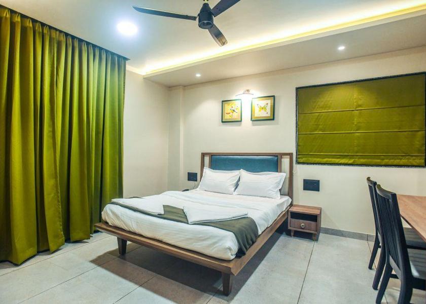 Maharashtra Satara Executive Room