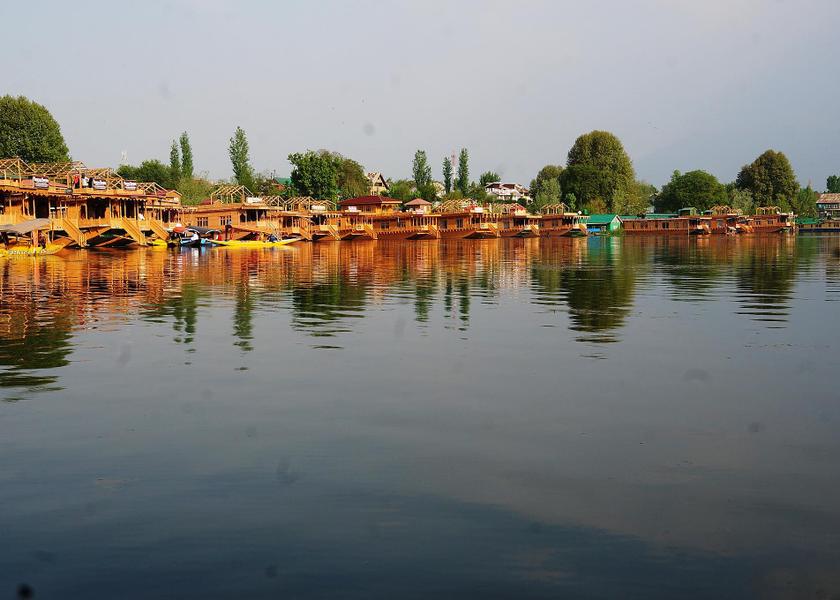 Jammu and Kashmir Srinagar view