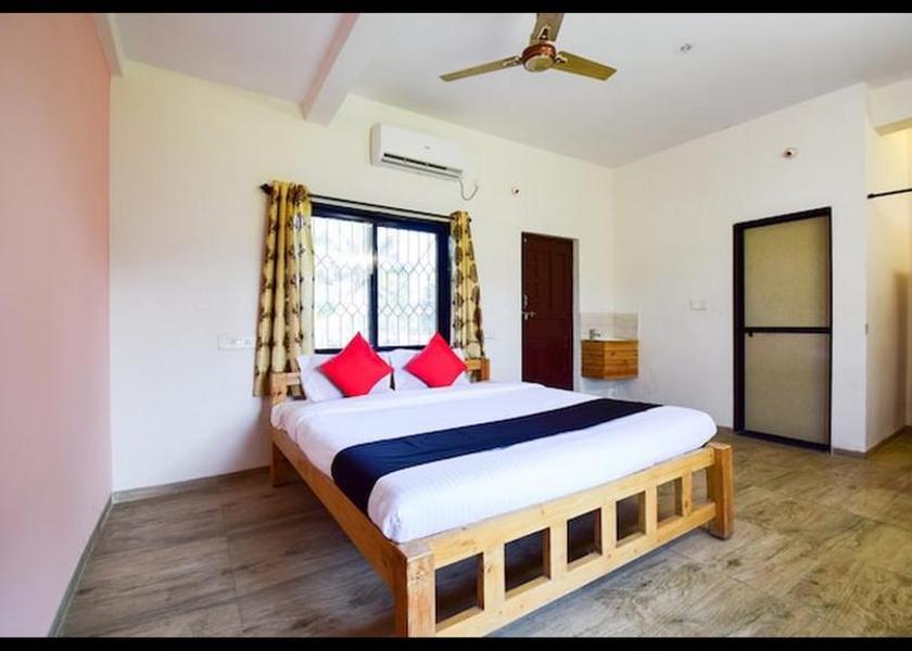 Maharashtra Chikhli Double Room