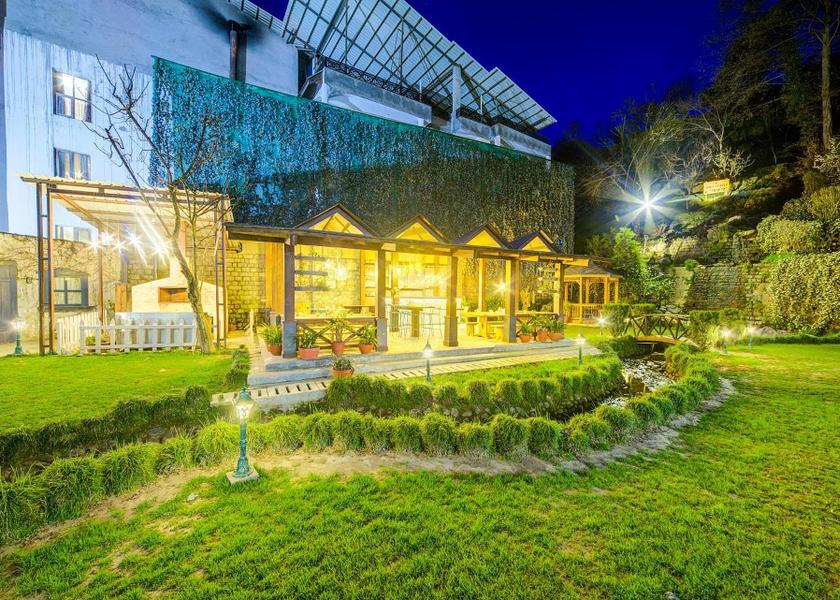 Himachal Pradesh Manali garden