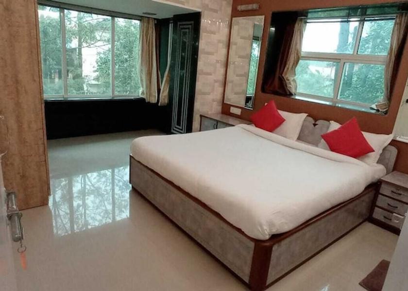 Maharashtra Panchgani Room