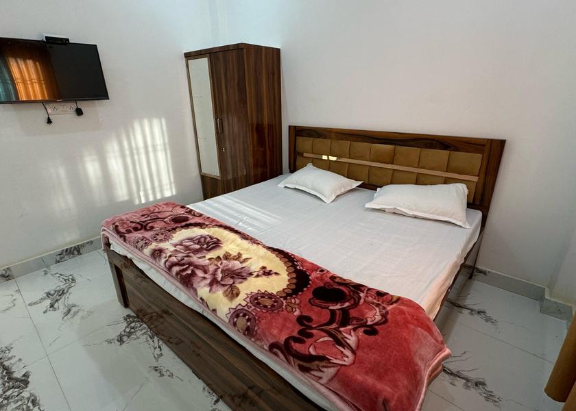 Uttar Pradesh Ayodhya Deluxe