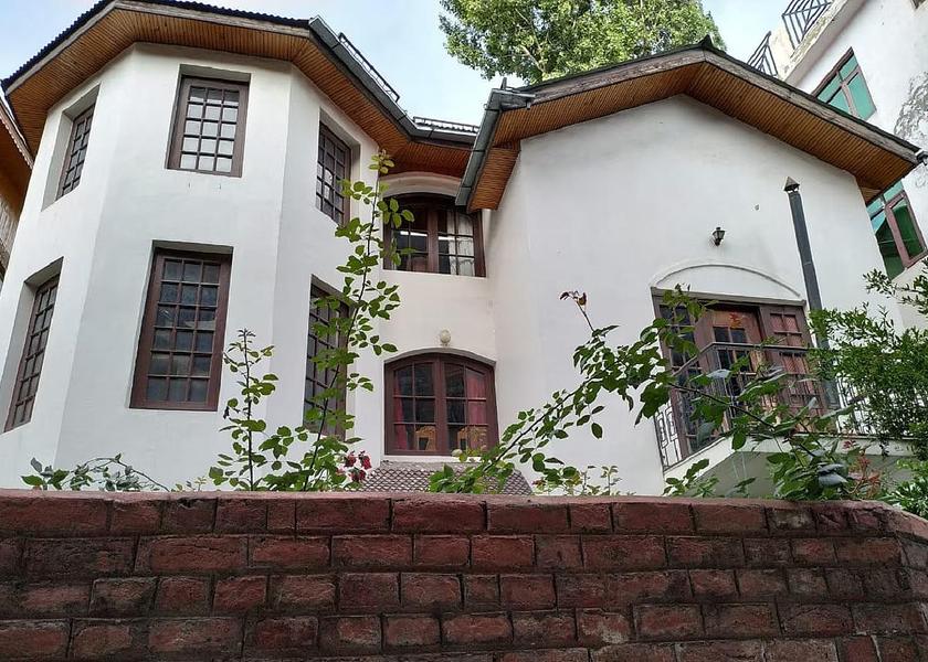 Jammu and Kashmir Srinagar Hotel Exterior