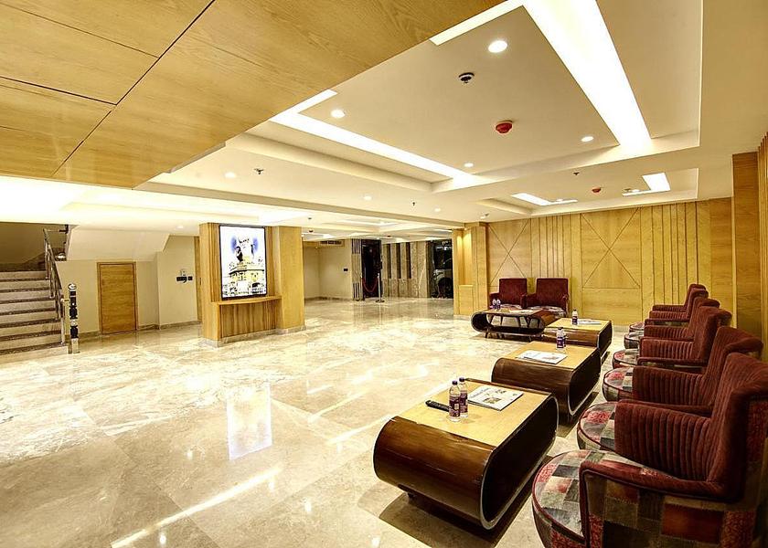 Delhi Delhi lobby