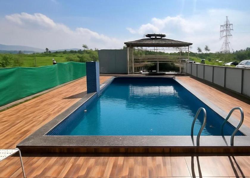 Maharashtra Lonavala Pool